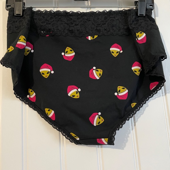 Christmas Aliens - Picture 2 of 2